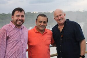 El intendente Dr. Claudio Raúl Filippa junto al Presidente del Iturem Leopoldo Lucas y el Gobernador de Misiones Oscar Herrera Ahuad